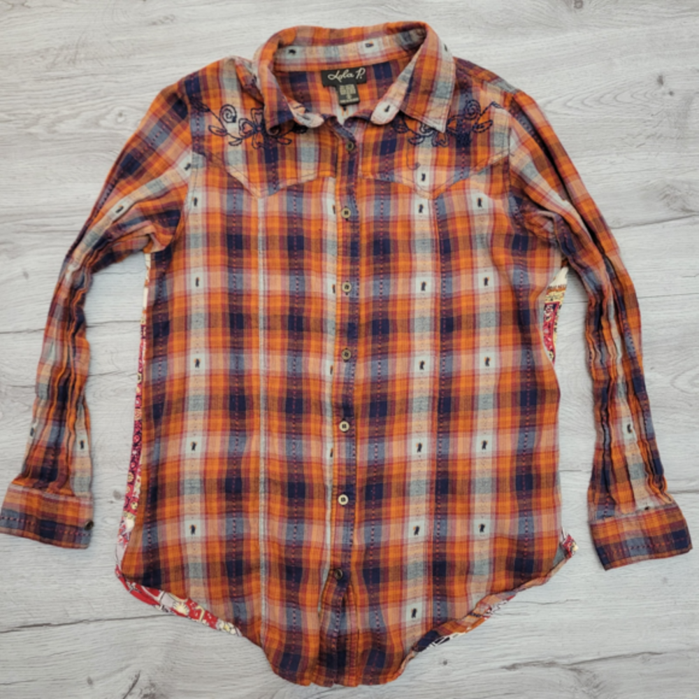 Lola P. Plaid Western Shirt Embroidered Back Patchwork Orange Blue Size Small